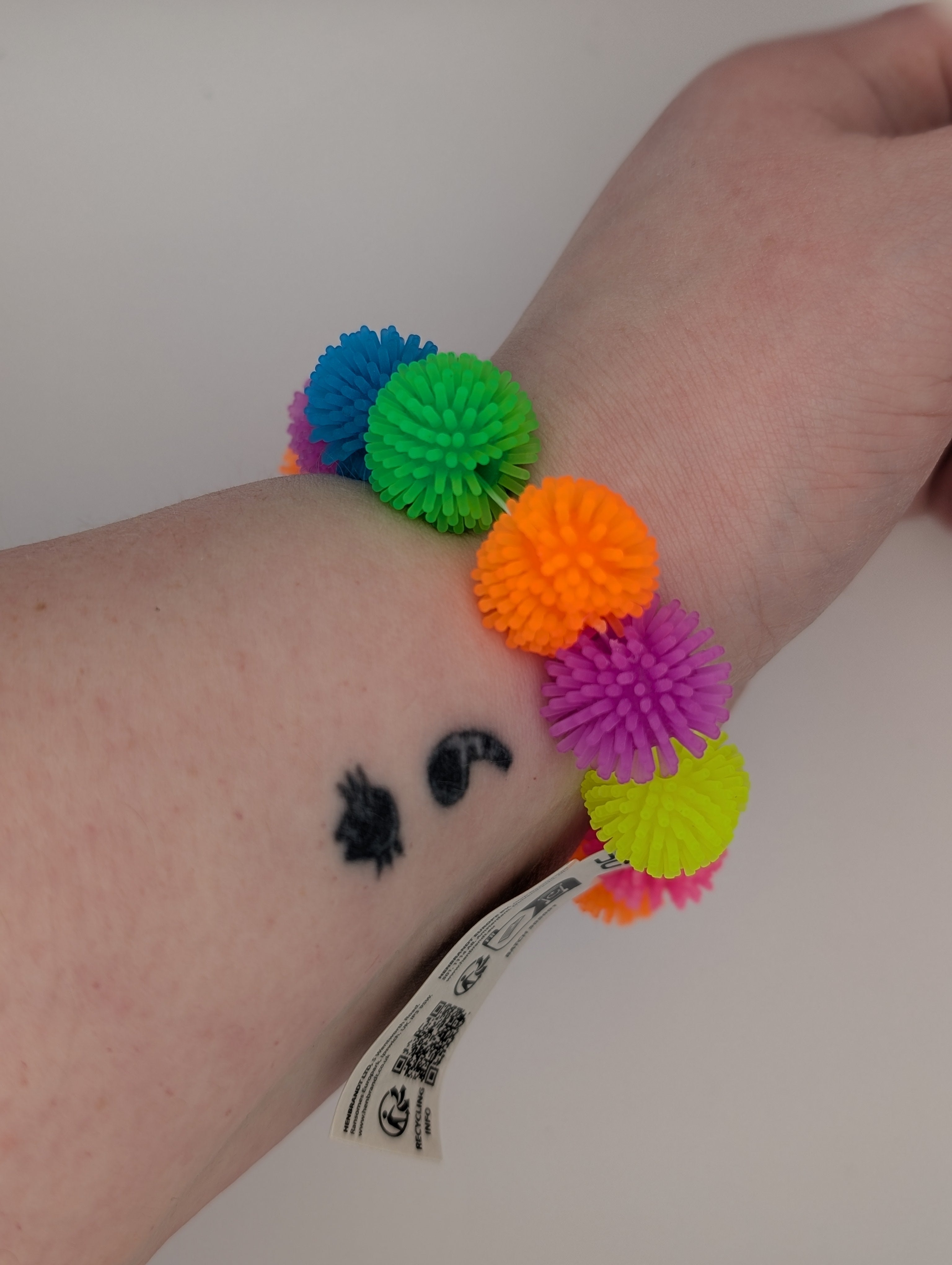Pom Pom Stretch Bracelet