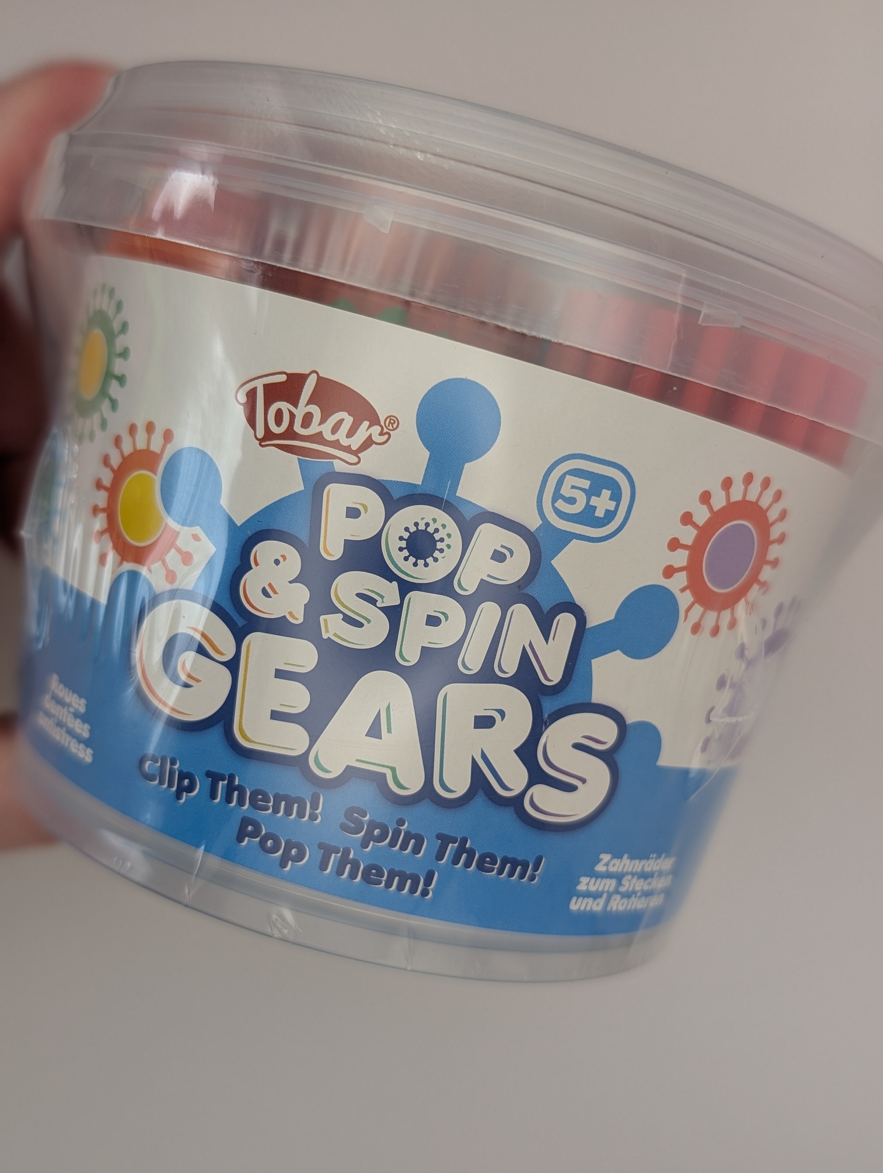 Pop and Spin Gears