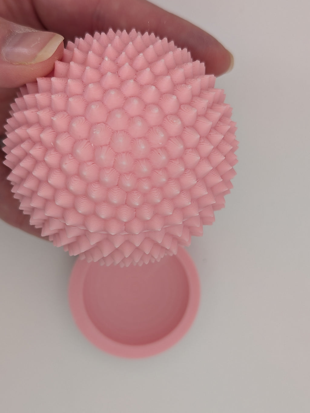 Spike sphere with stand (various)